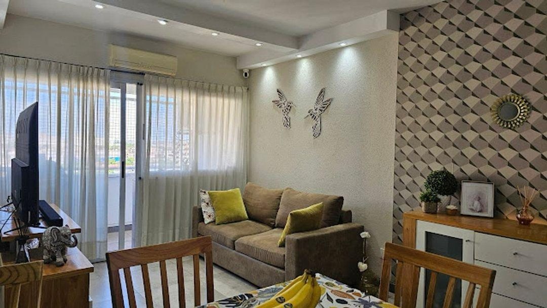 DEPARTAMENTO EN ALQUILER DE 4 AMBIENTES