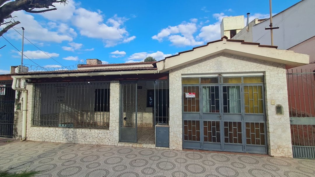 VENTA CASA BARRIO BELGRANO - SANTAIGO DEL ESTERO