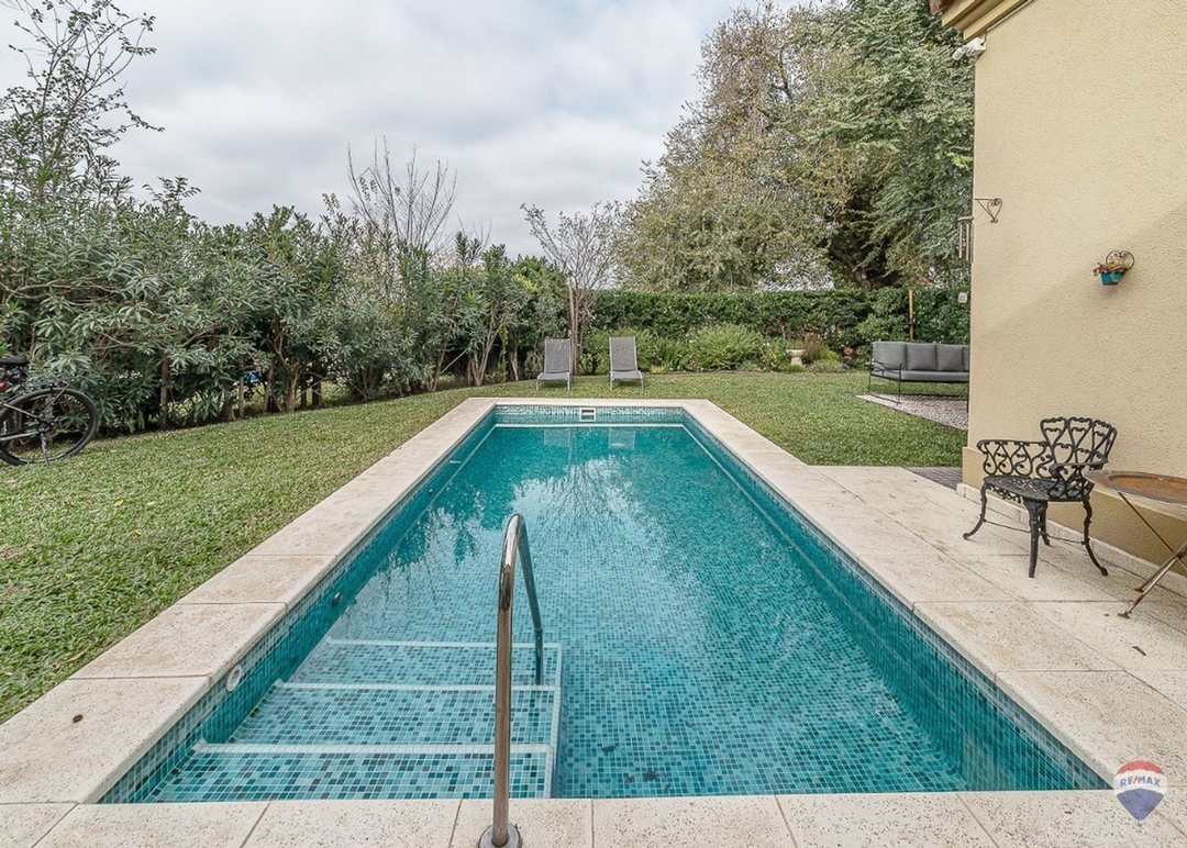 VENTA CASA 4 DORM MANZANARE CHICO PILAR APTO CRED