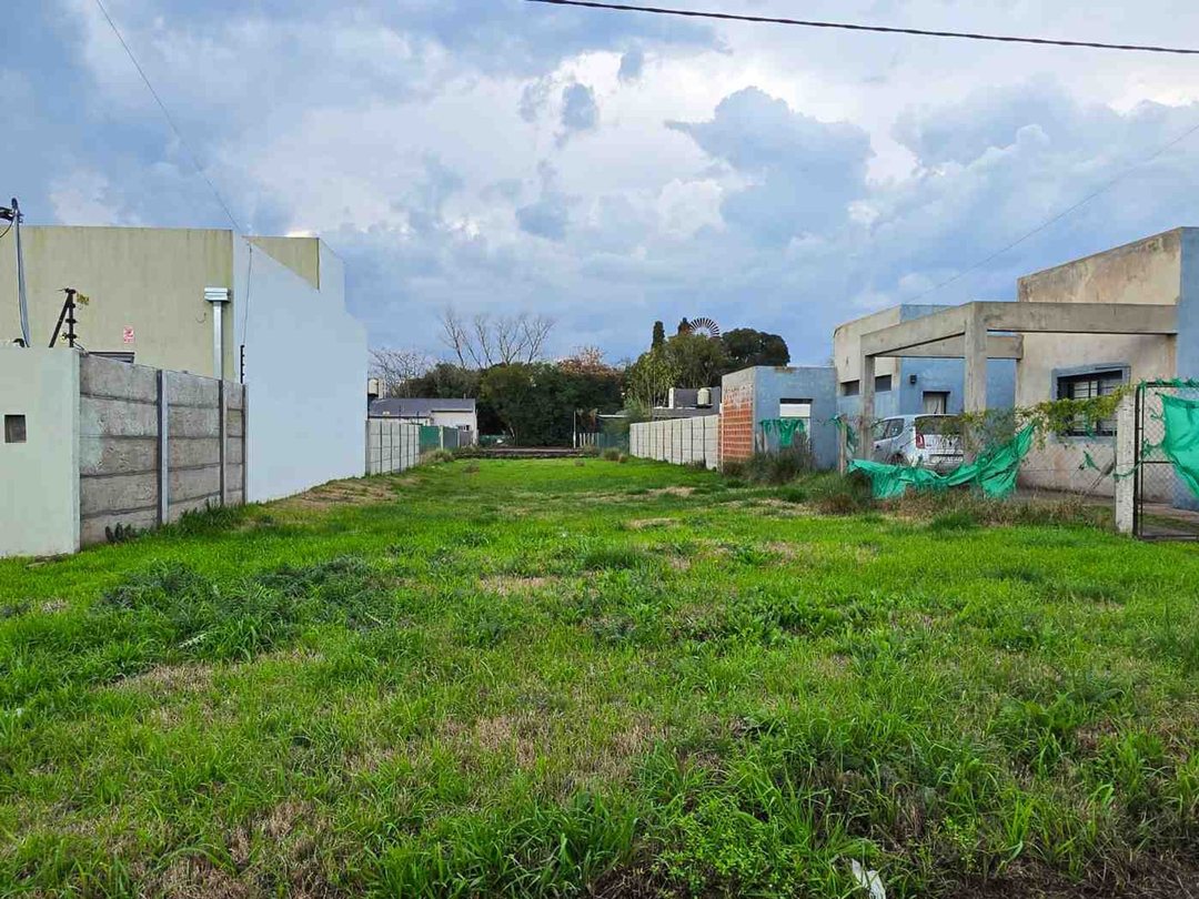 Terreno en venta en City Bell Escriturado