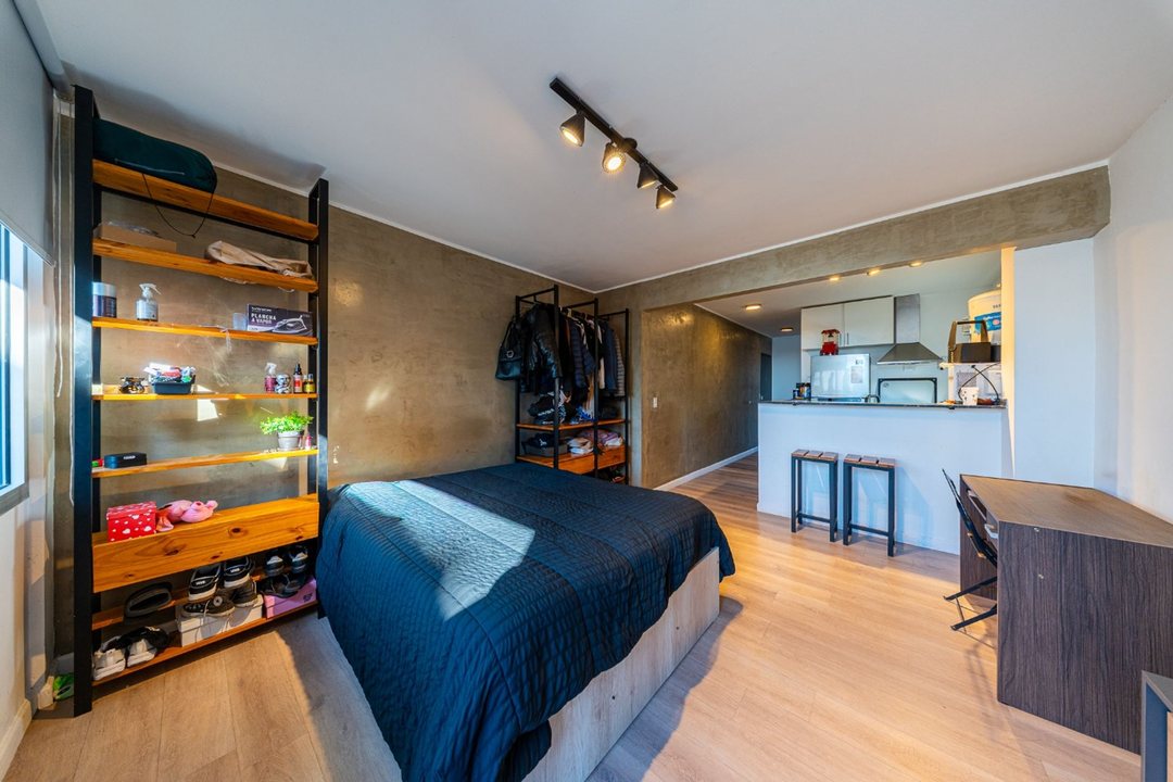 VENTA MONOAMBIENTE ZONA RIO CON TERRAZA Y COCHERA