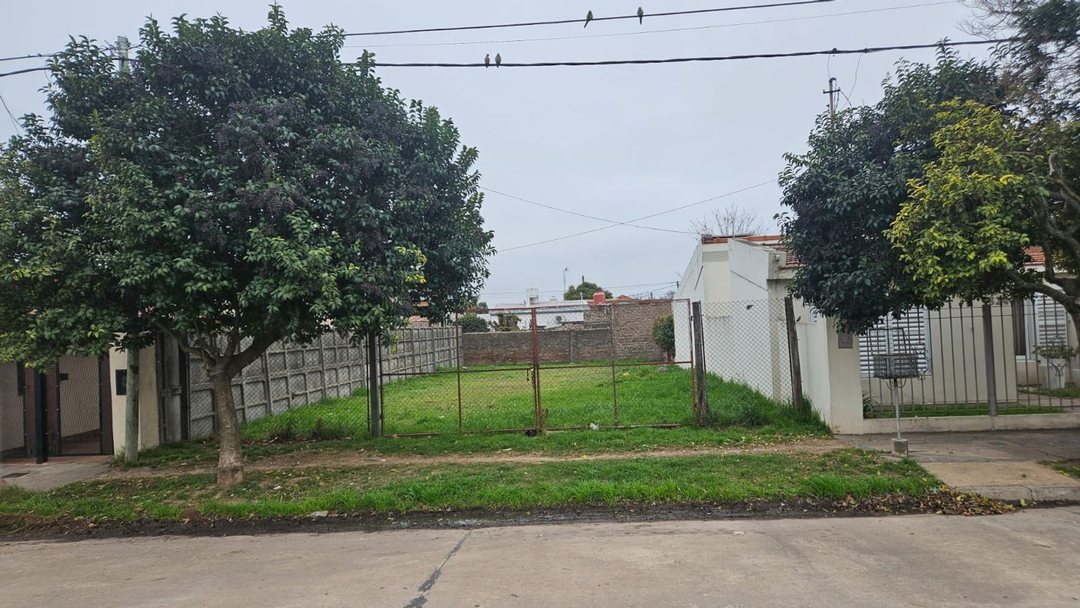 VENTA/LOTE/AV LUIS FANTI/RAFAELA
