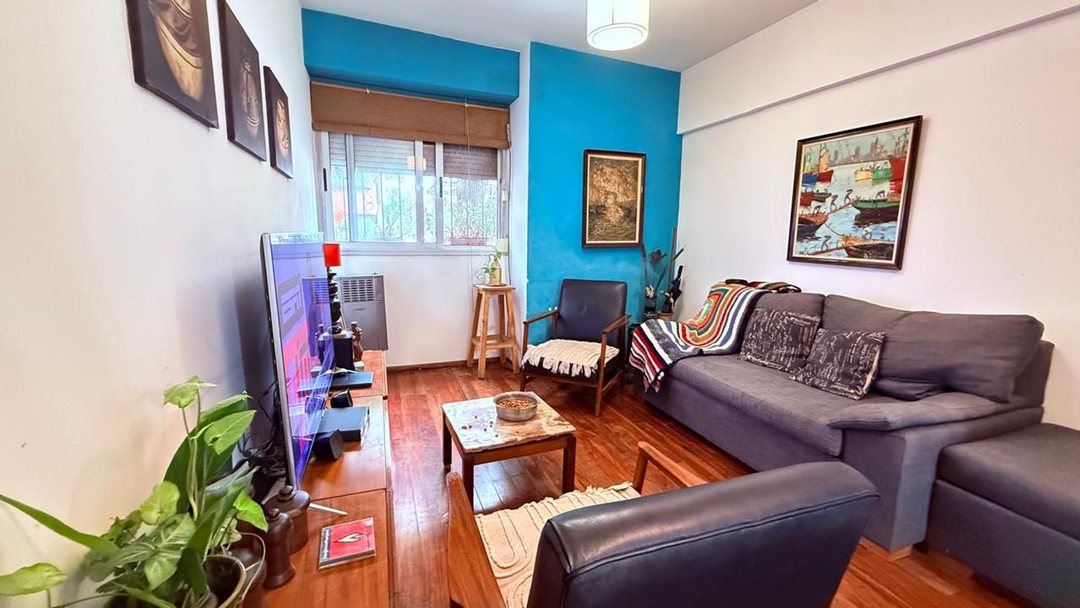 VENTA 3 AMBIENTES PLANTA BAJA C/PATIO. COLEGIALES