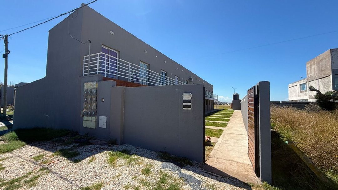 VENTA PH 2 AMBIENTES AL FRENTE PLAYA DORADA