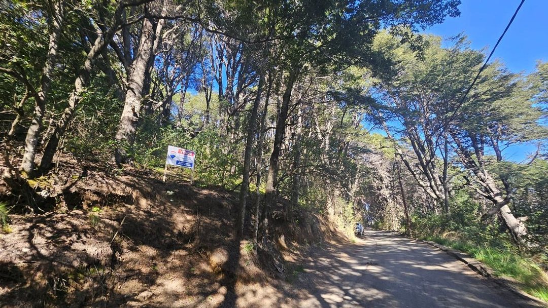 Lote con vista parcial salida a dos calles