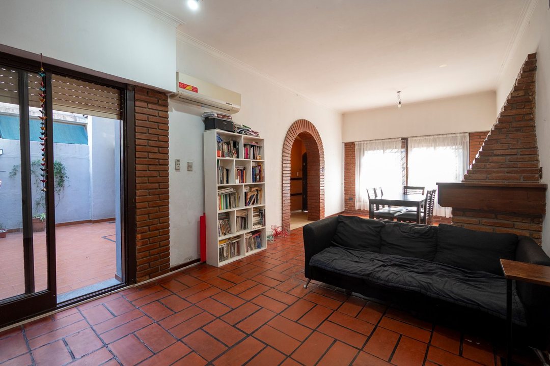Venta Casa 3 Amb, Escritorio, Patio y Terraza