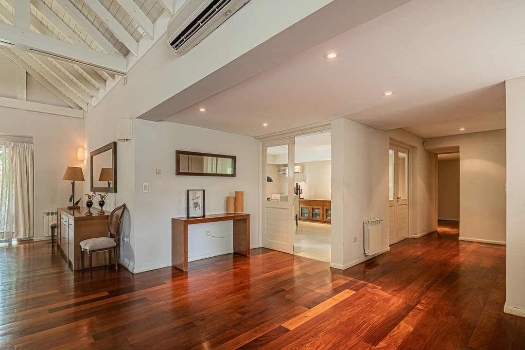 CASA EN VENTA GRAND BELL I