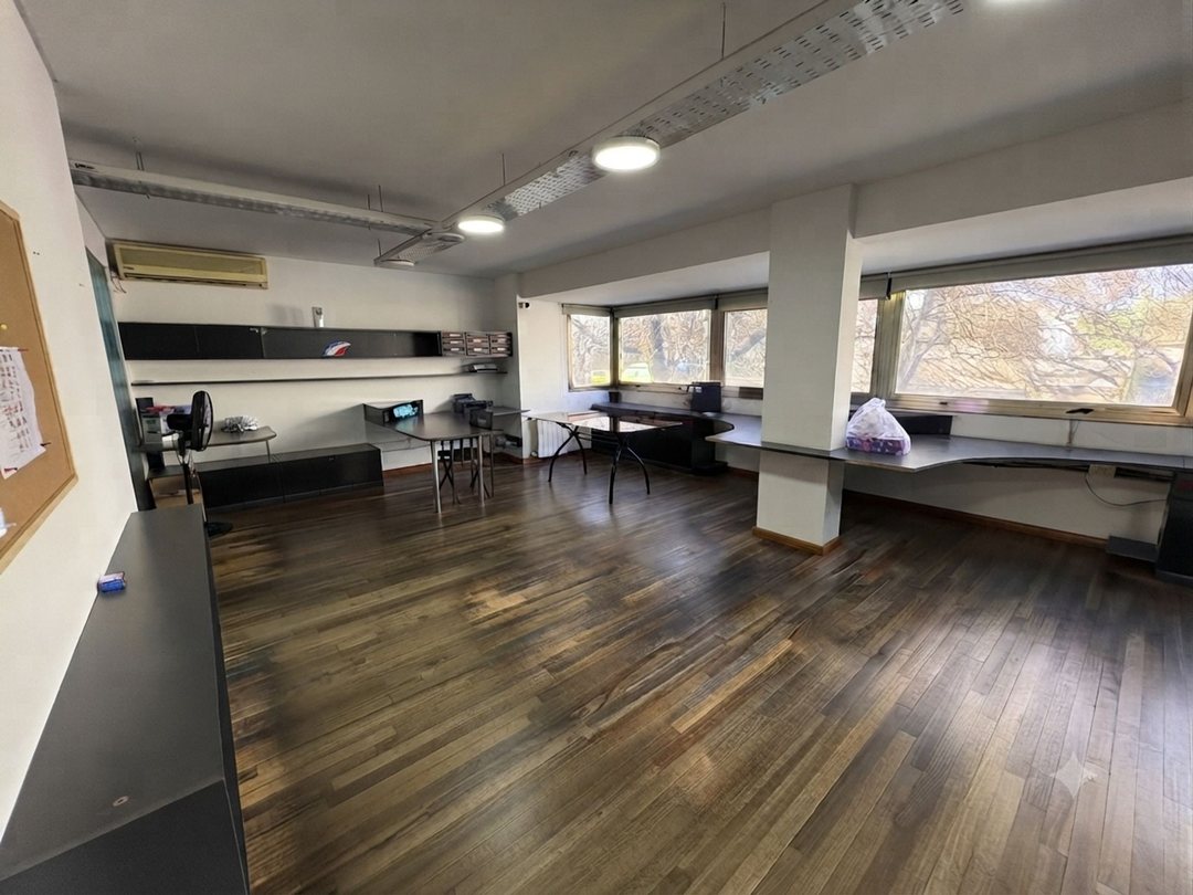 OFICINA Y LOCAL CON COCHERAS VENTA LA PLATA