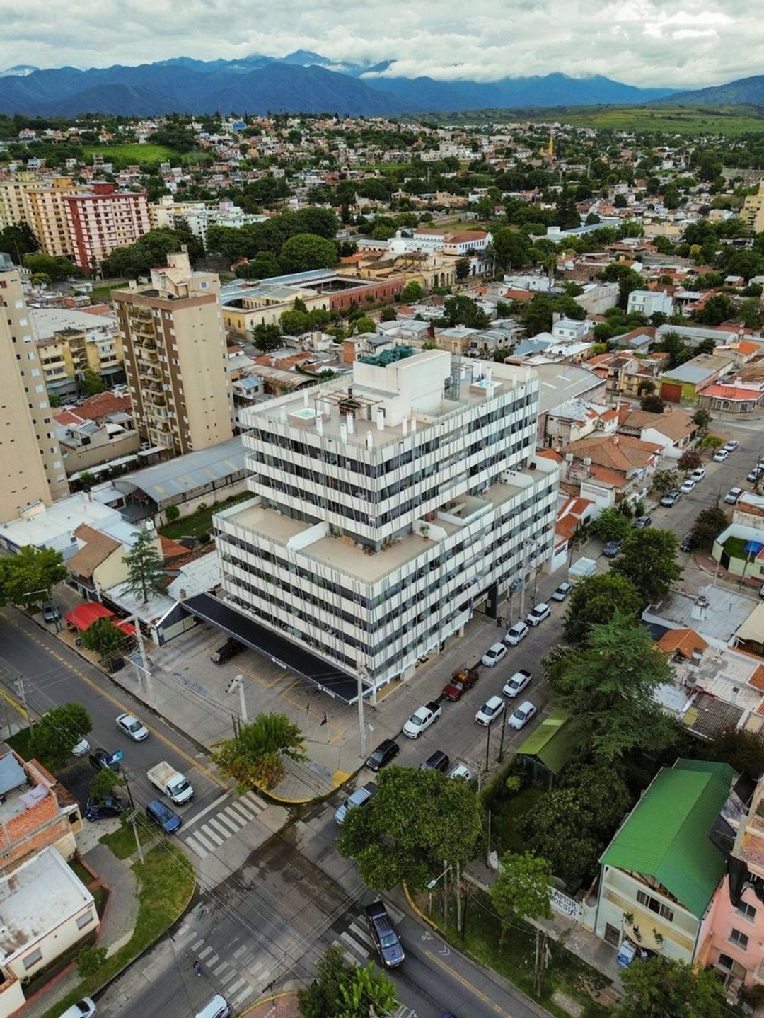 DEPARTAMENTO 1 DORM AMPLIO VENTA ACEPTA PERMUTA