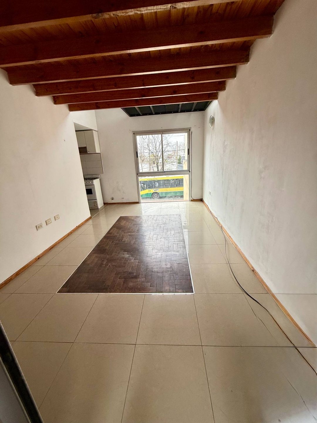 VENTA DPTO 2 AMB COCHERA QUILMES