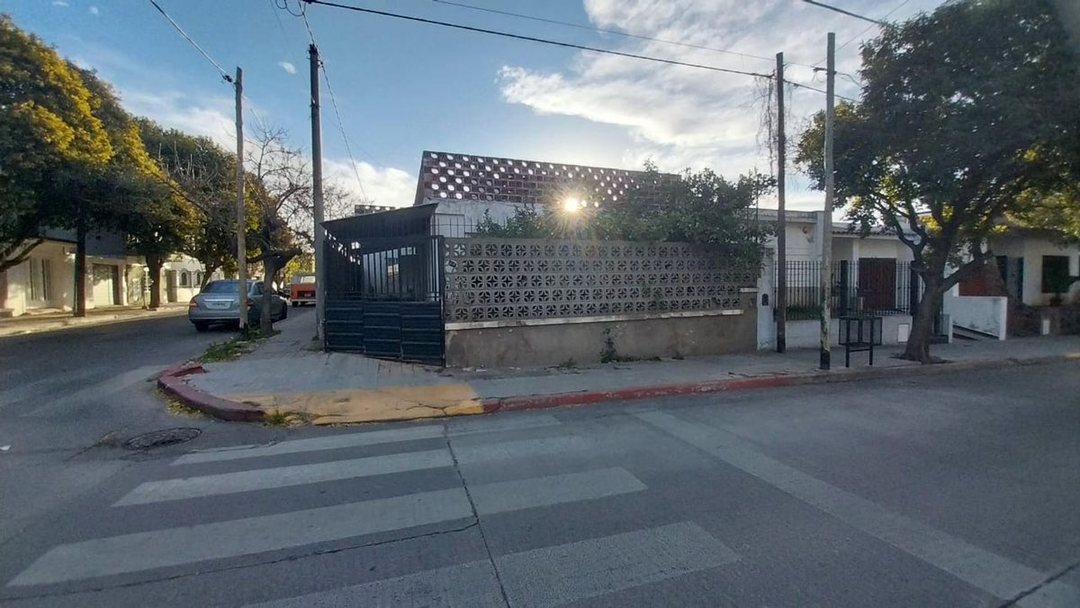 VENTA CASA 3 DORMITORIOS ALTO ALBERDI CORDOBA