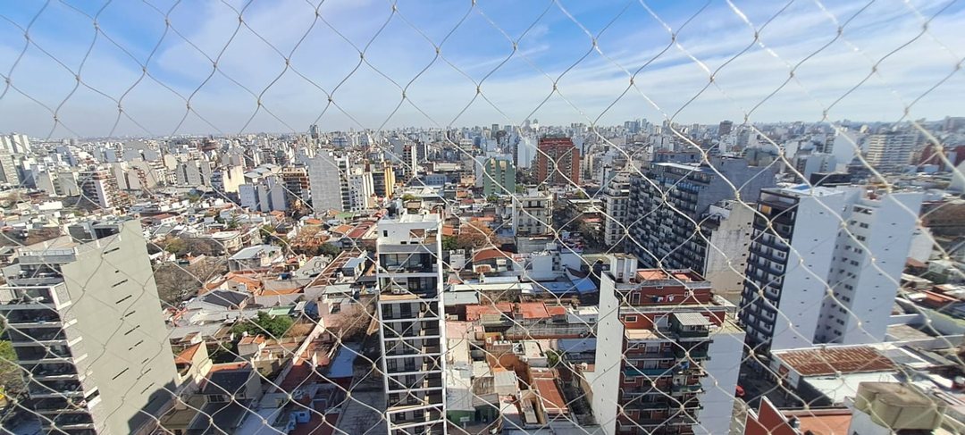 2 AMBIENTES AMUEBLADO BALCON SEGURIDAD BALCON