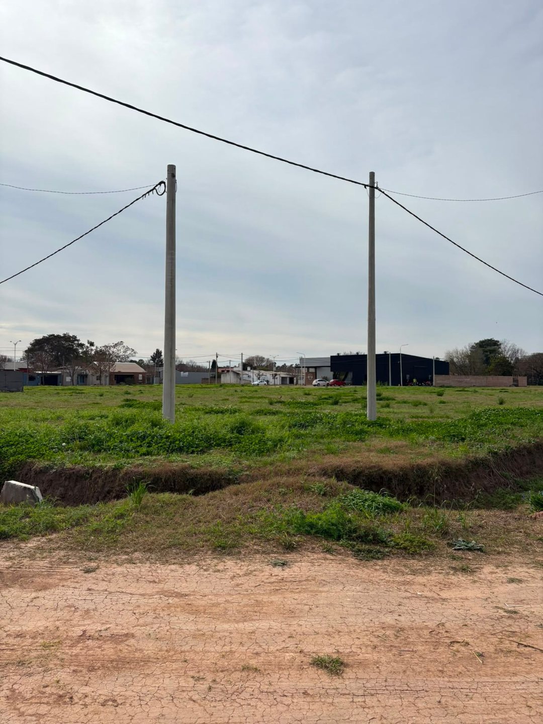 VENTA DE TERRENO SOBRE ESQUINA B.E (EN 36 CUOTAS)