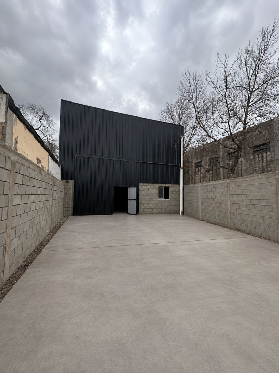 ALQUILER GALPON DE 320 MT VILLA ADELA, CORDOBA