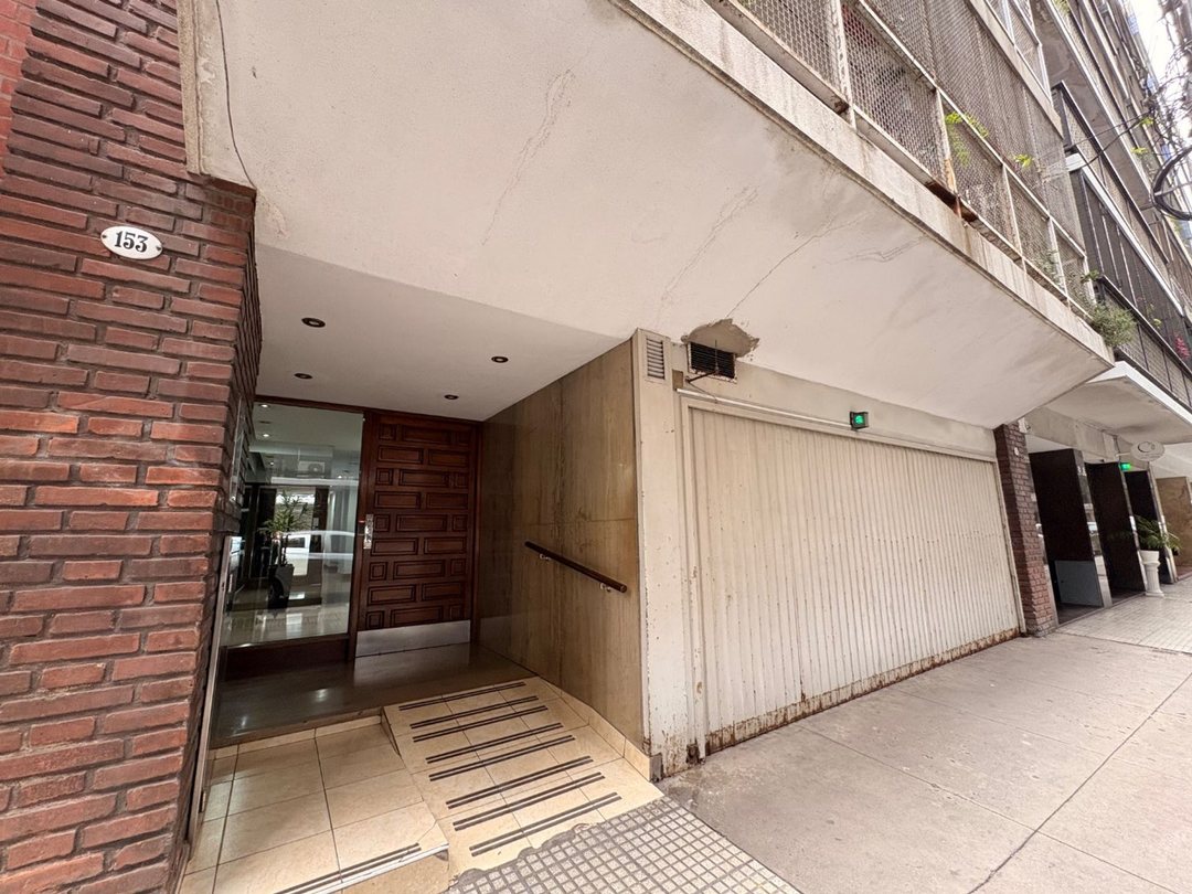 DPTO EN VENTA 4 AMB C/ PATIO BAUL Y GGE. CABALLITO