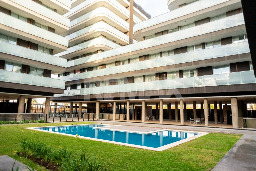 VENTA DEPARTAMENTO 3 AMBIENTES CON COCHERA- SENSUM
