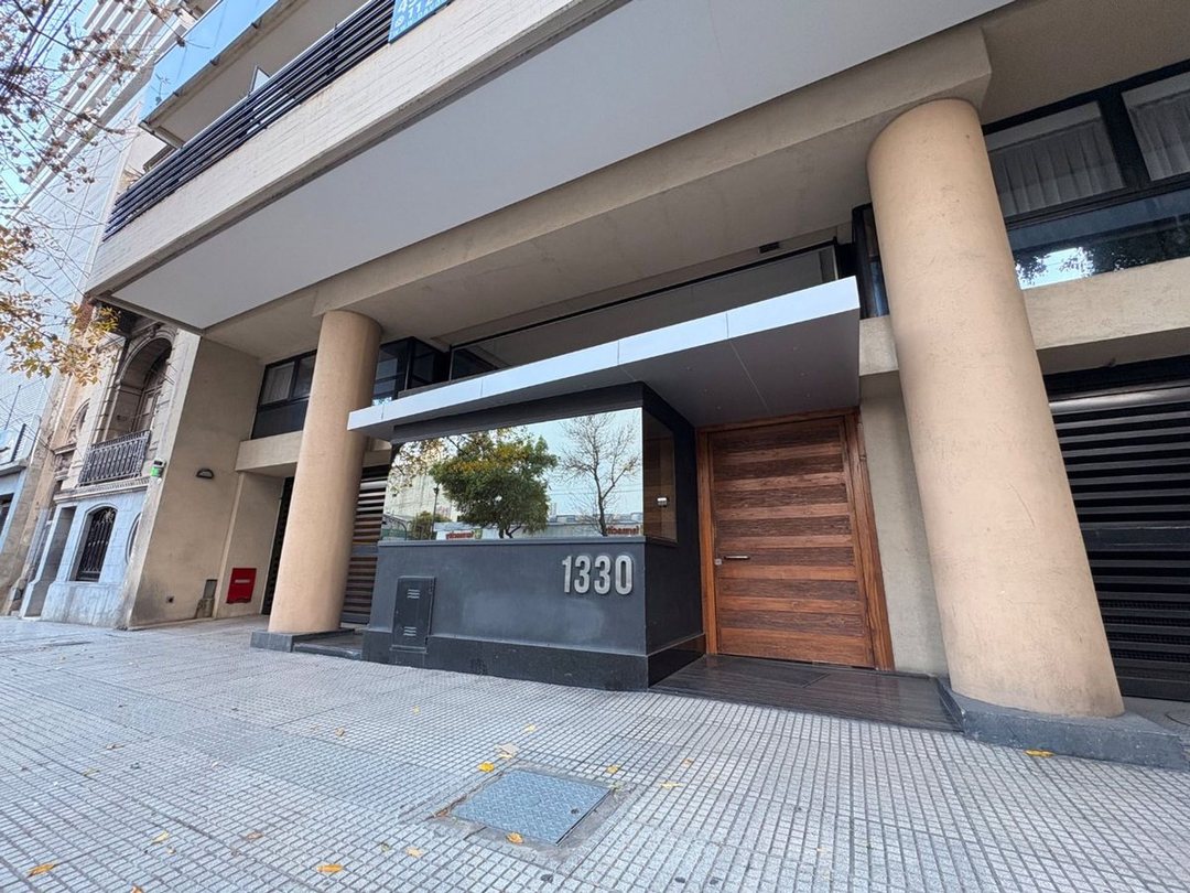 DPTO 2 AMB C/BALCON EN VENTA ZONA UADE CABA