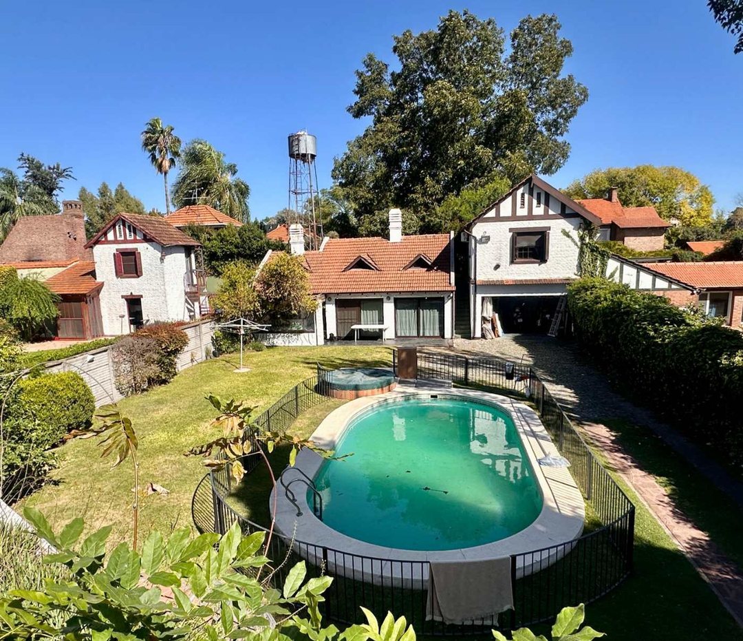 VENTA CASA 6 AMB HURLINGHAM BARRIO INGLES