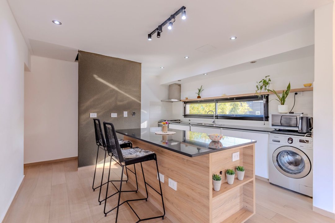 CASAS EN VENTA, PILETA, PARQUE Y QUINCHO