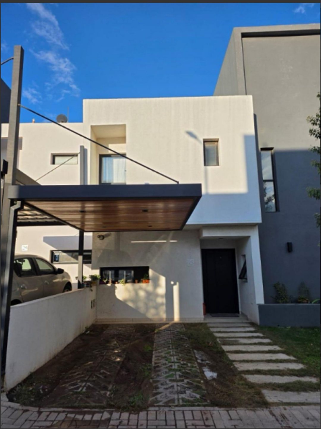 ALQUILER HOUSING MIRADORES DE MANANTIALES