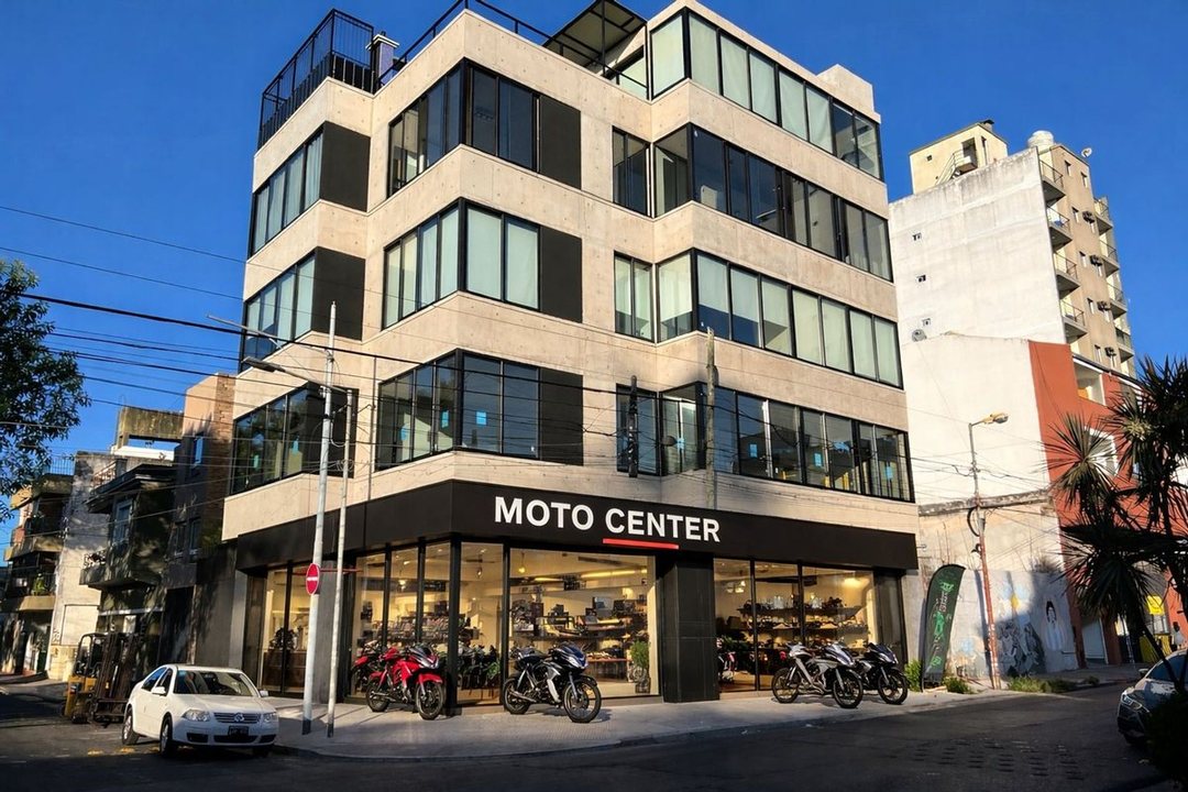 Espectacular oficina a ESTRENAR -San Martín Centro