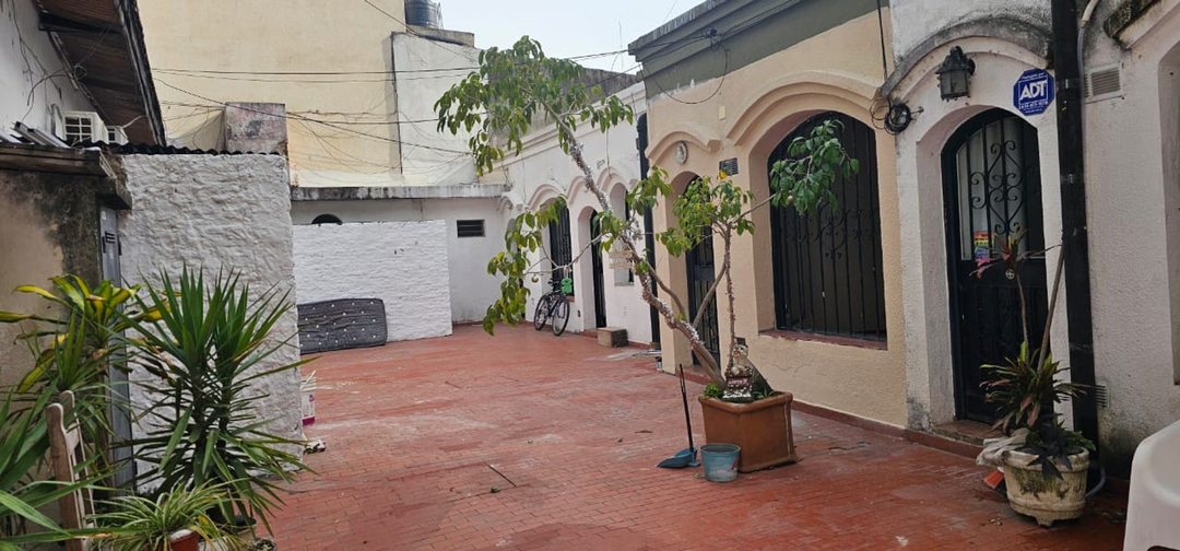 DEPARTAMENTO DE PASILLO UN DORMITORIO ZONA CENTRO