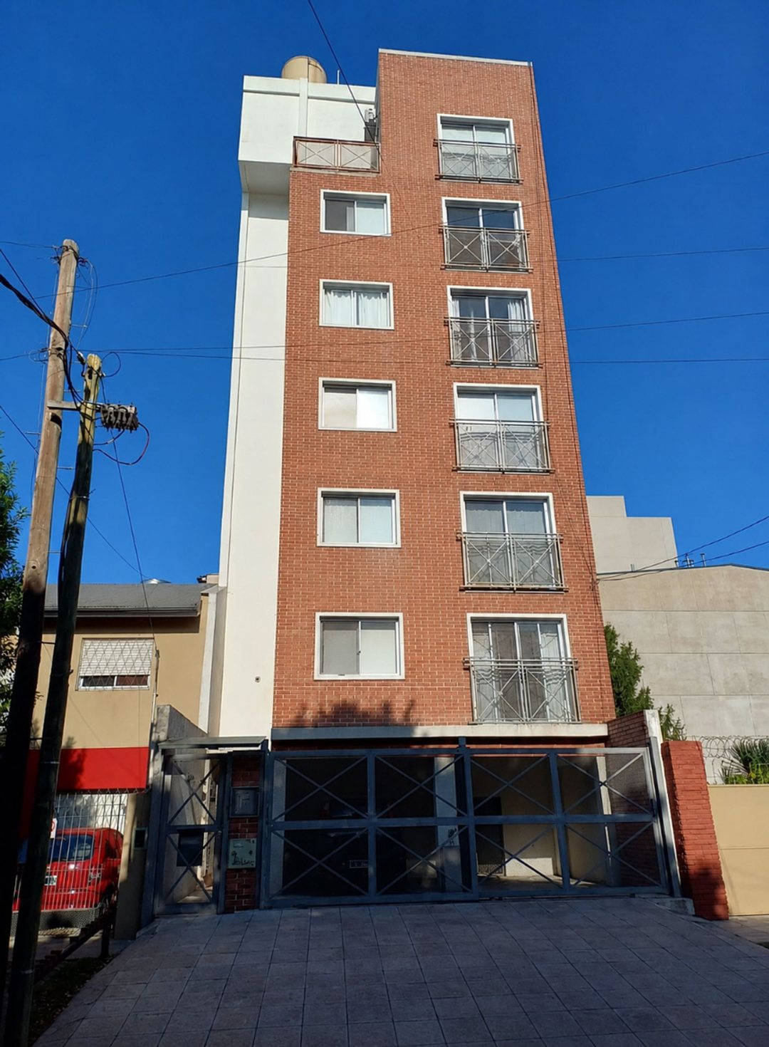 ALQUILER DEPARTAMENTO MONOAMBIENTE- MORON