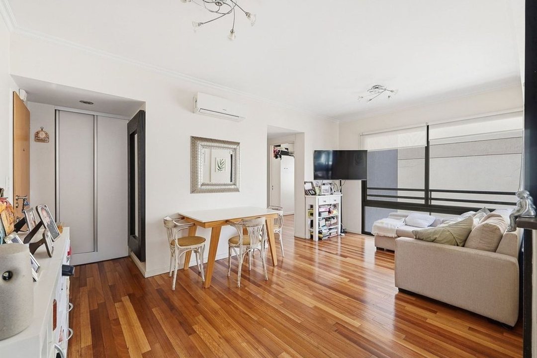 VENTA DEPARTAMENTO 3 AMBIENTES URQUIZA COCHERA
