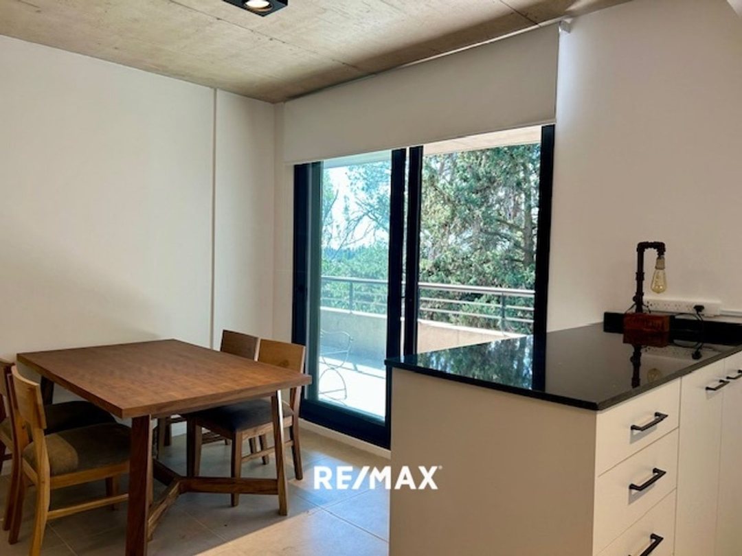 VENTA DEPARTAMENTO 2 AMB PILAR COCHERA PARRILLA