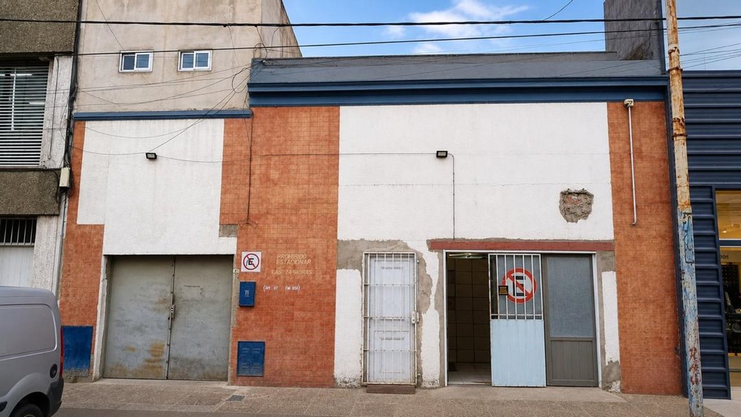 VENTA DE GRAN GALPON EN EXELENTE UBICACION