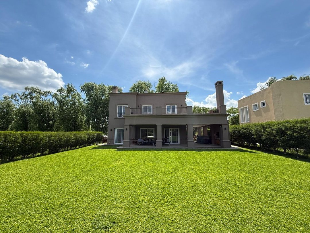 CASA VENTA HARAS DEL SUR II  APTO BANCO FINANCIA