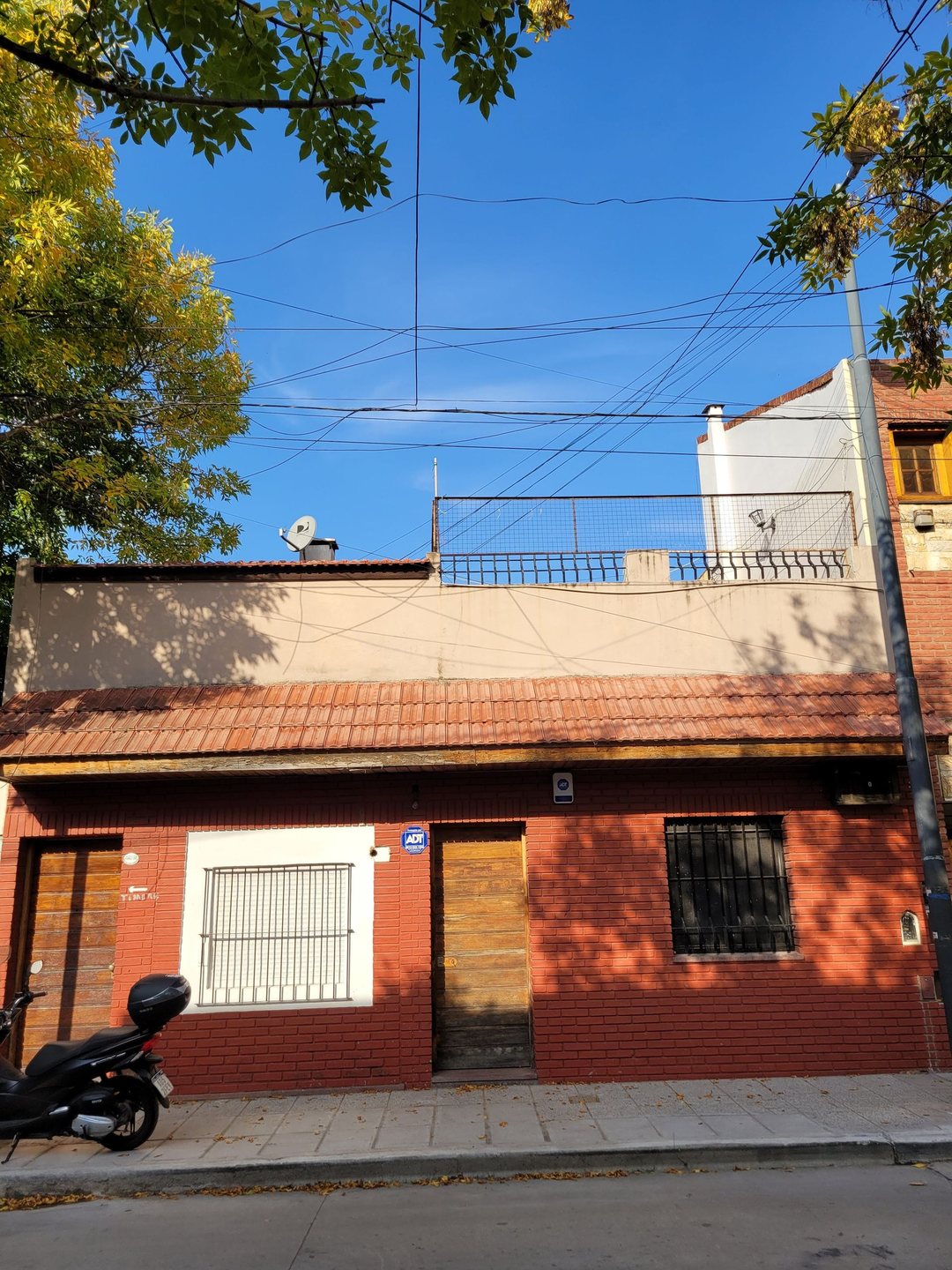 CASA IDEAL PARA ONG O INSTITUCIÓN EN BARRACAS