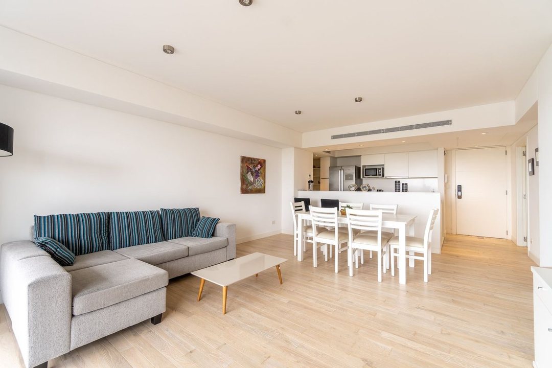 Venta departamento 3 ambientes Pto Madero, cochera