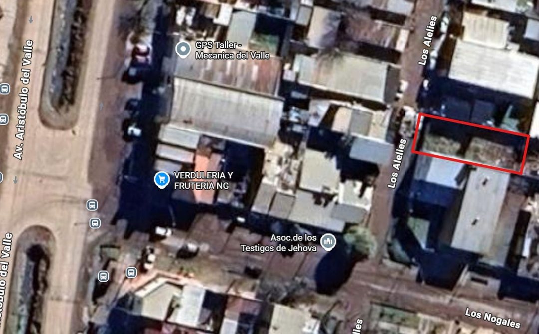 A. del Valle 10400  terreno en venta