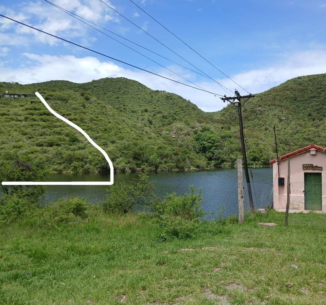 VENTA TERRENO 2428 m2 CABAÑA COSTA  LAGO EMBALSE