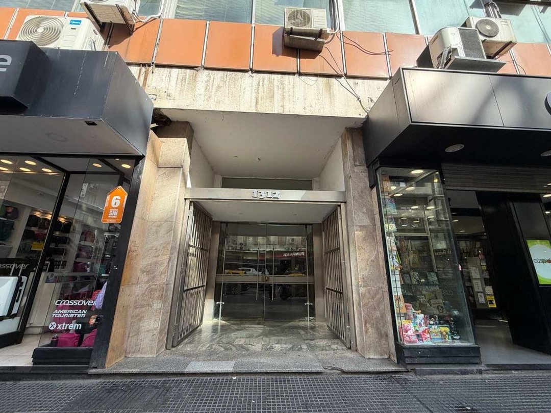 Oficina en Semipiso - Zona Obelisco- Apto Vivienda