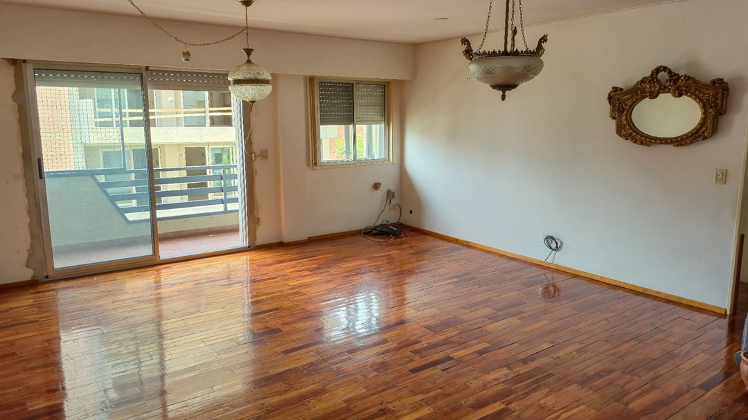 Venta 3 dormitorios zona río