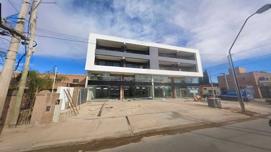 VENTA IMPORTANTE EDIFICIO COMPLETO EN BLOQUE