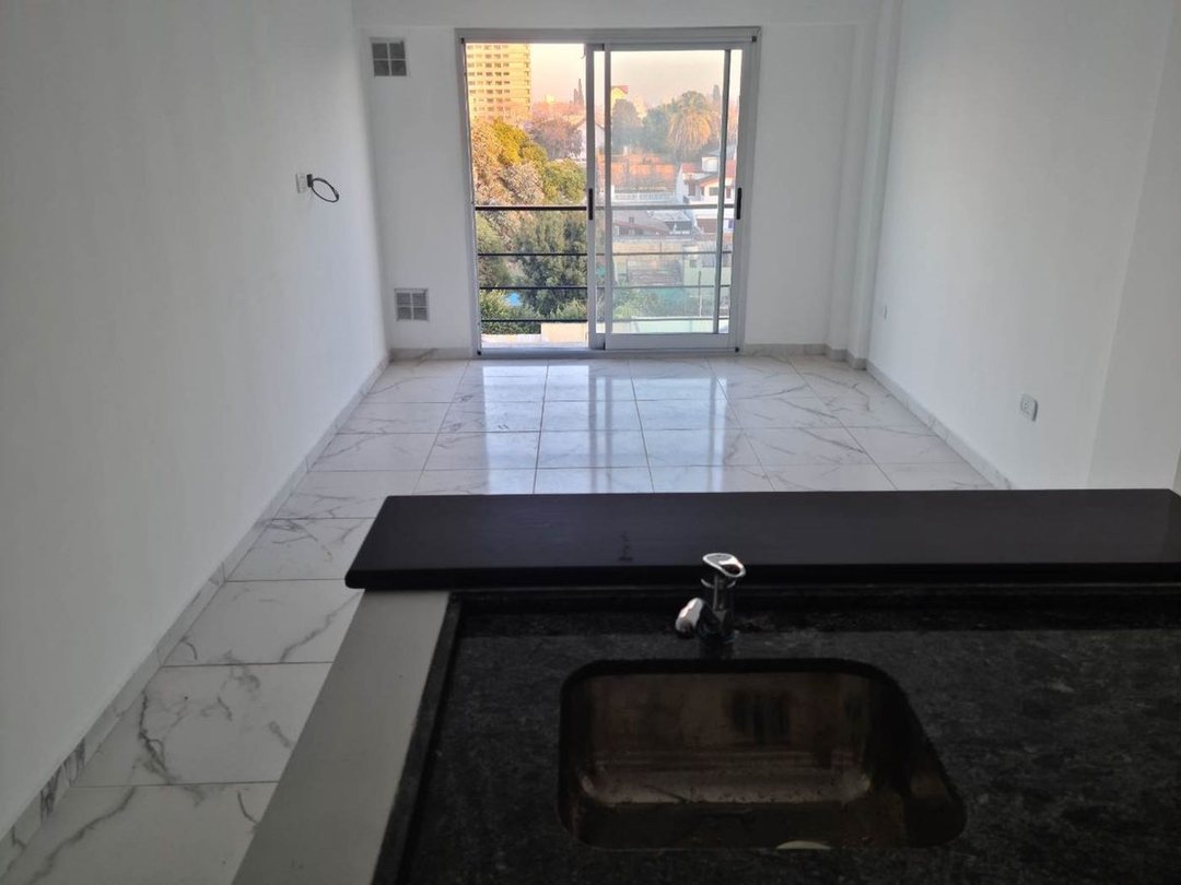 VENTA DE MONOAMBIENTE EN SANTOS LUGARES CON RENTA