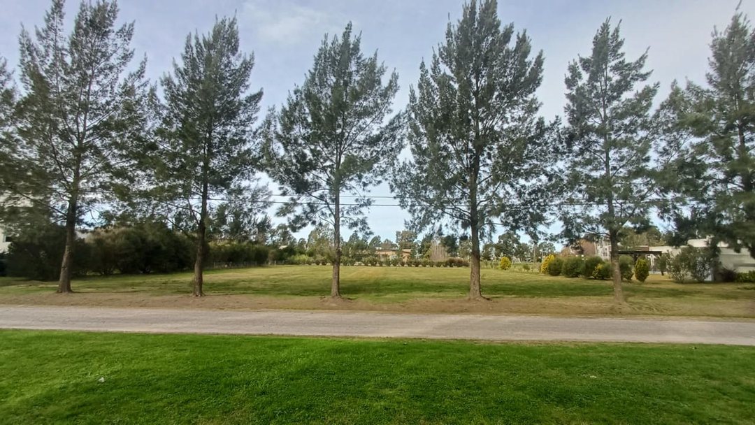 LOTE EN VENTA CAMPOS DE ROCA 2