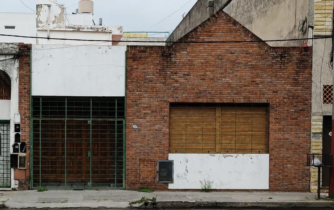 CASA 5 AMBIENTES VENTA VALENTIN ALSINA