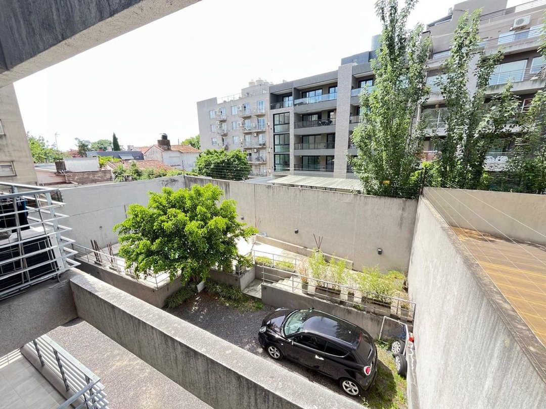 DEPTO 2 AMB EN VENTA CASTELAR NORTE APTO CRÉDITO