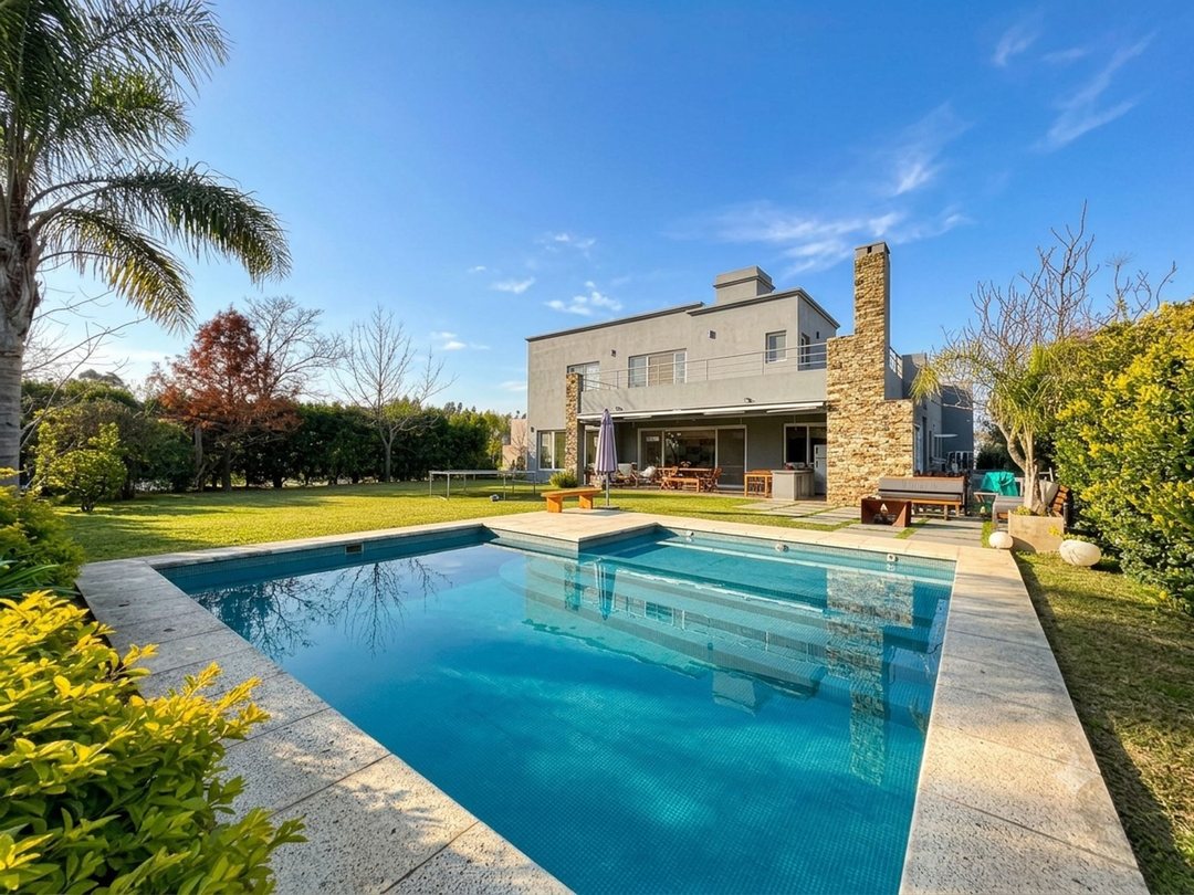 CASA VENTA 5 AMB/ PILETA BUENOS AIRES VILLAGE