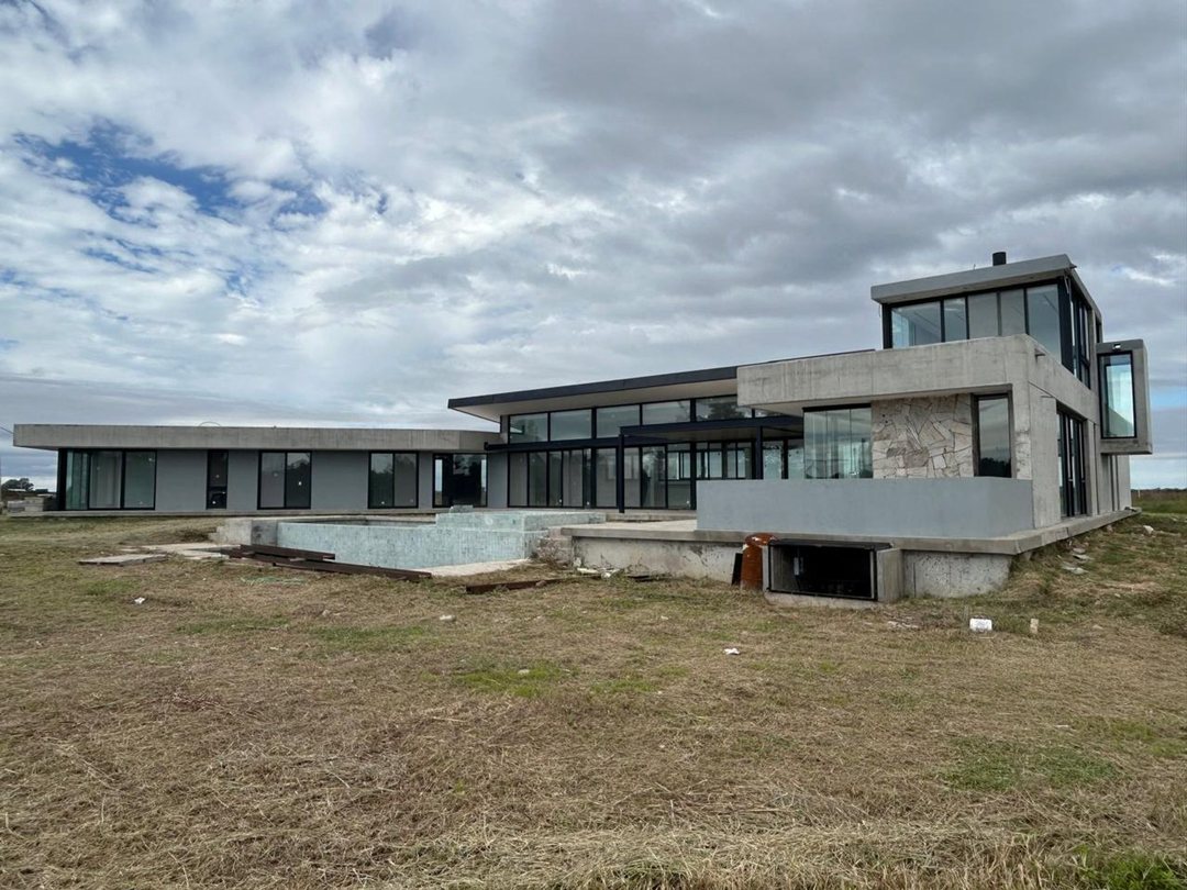 VENTA TERRENO GRAN POTENCIAL DE DESARROLLO RAMALLO