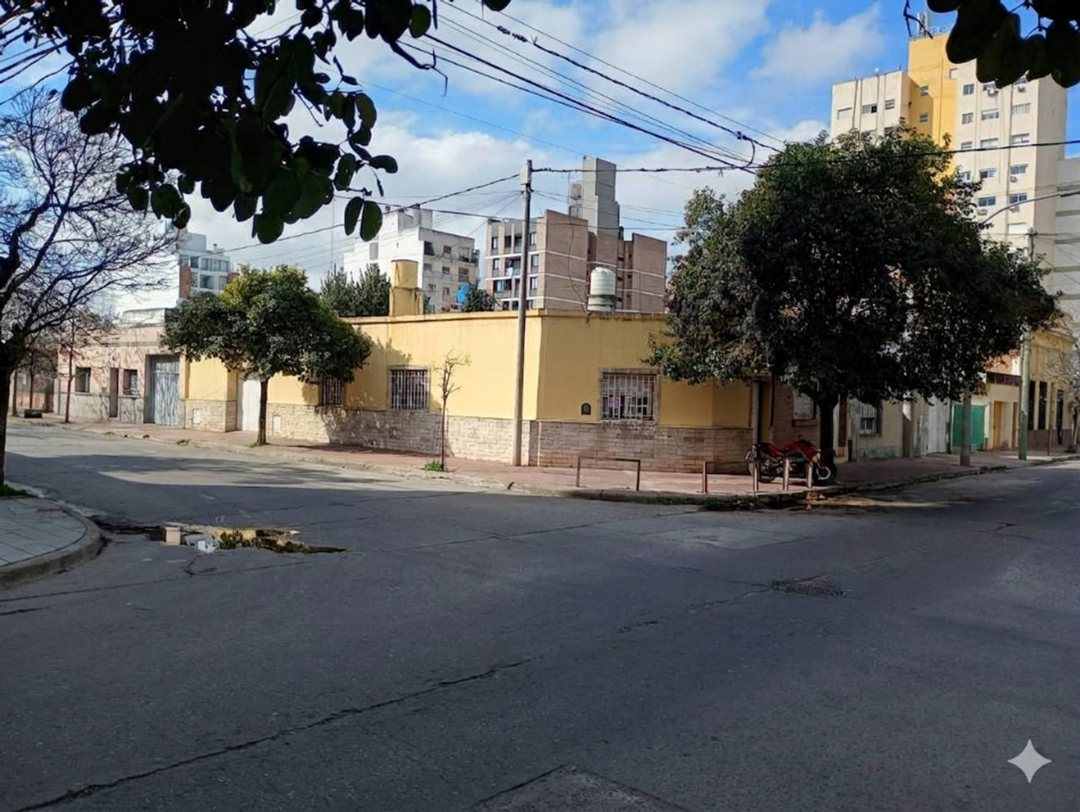 Excelente Esquina para Desarrollo Inmobiliario