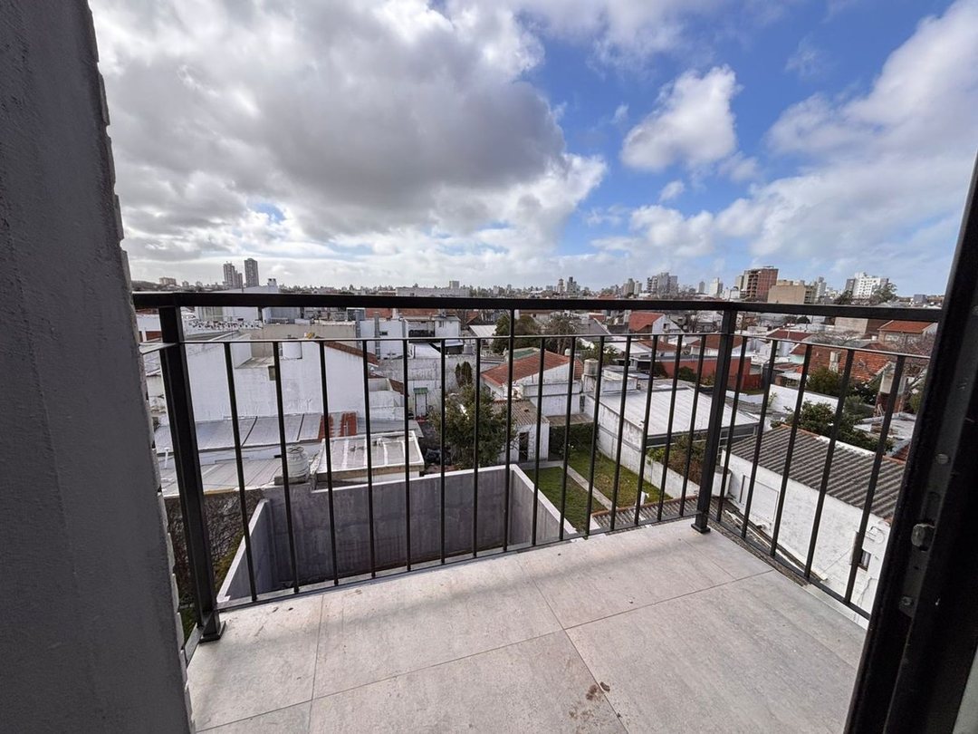 VENTA DEPARTAMENTO 2 AMB C/COCHERA  ESTRENAR
