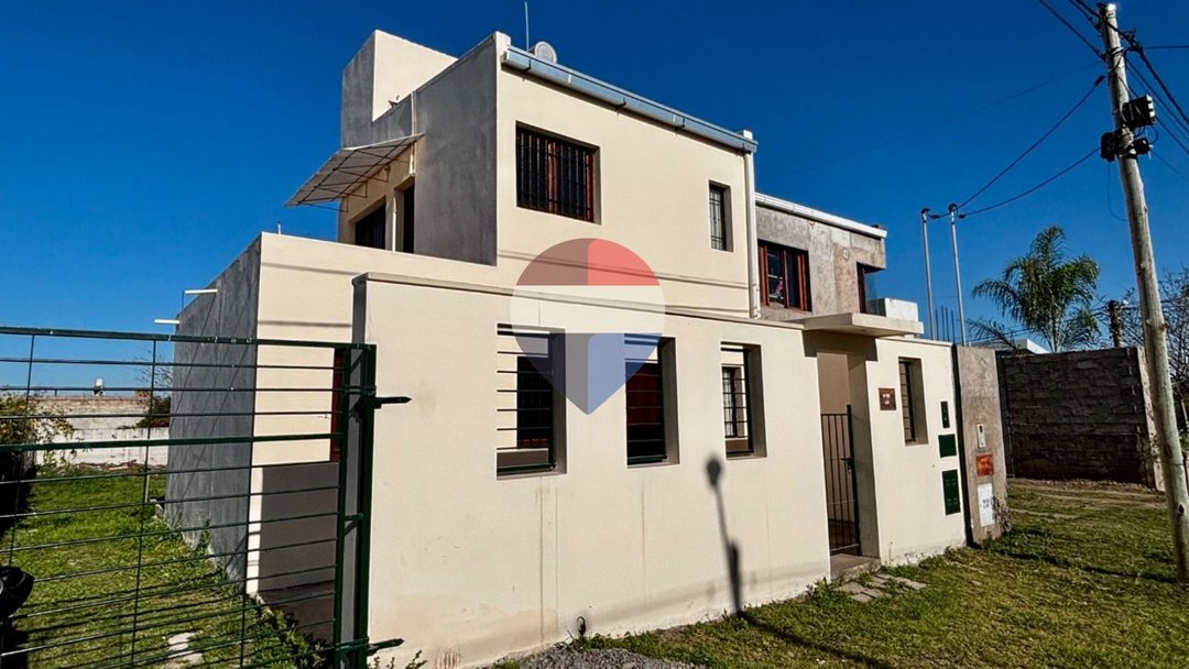 VENTA CASA 1 DORMITORIO EN ALTOS DEL ZAPLA