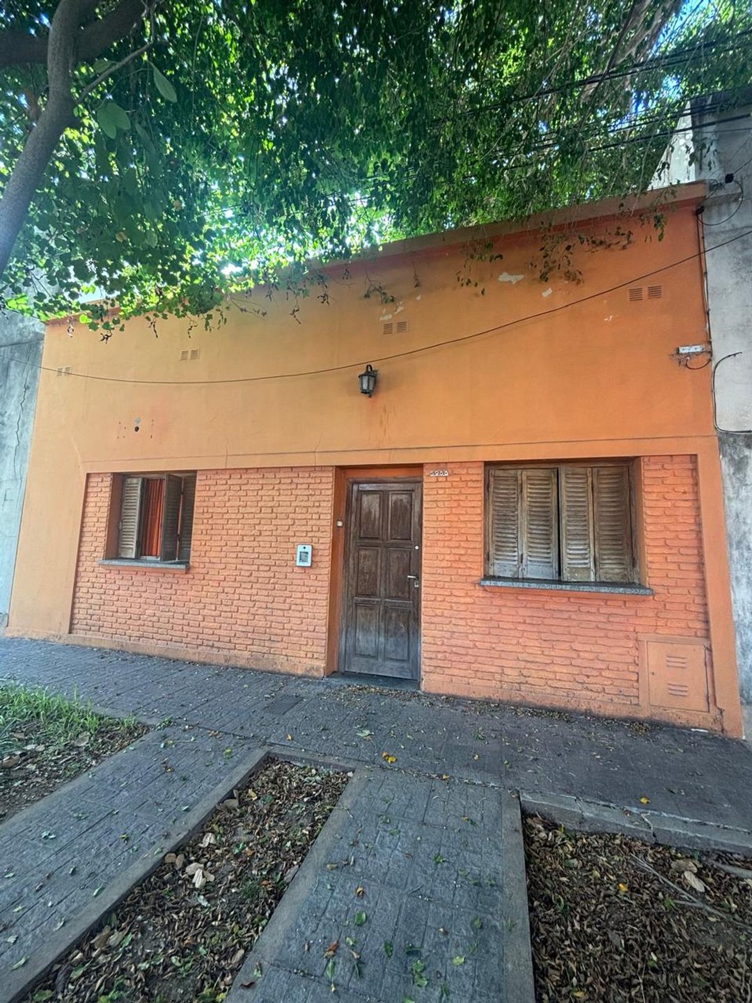 IDEAL VIVIENDA - Sgto. Cabral. Alberdi c/patio.