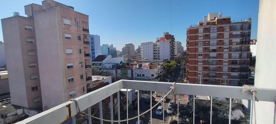 Venta Dpto 2 ambientes con balcón y lavadero