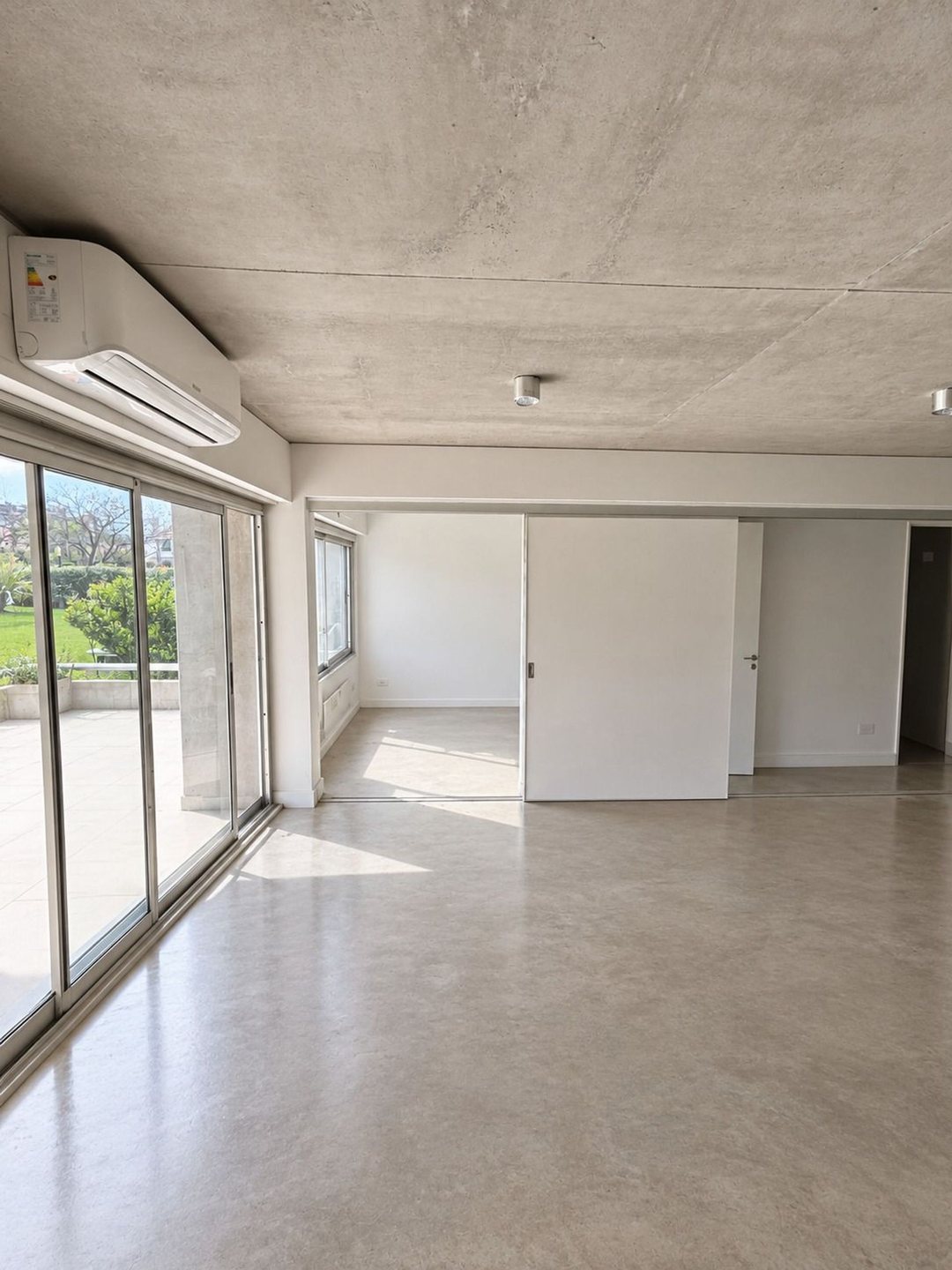 Venta 2 ambientes Terrazas del sol San Fernando.
